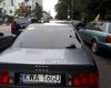 Авто с иностранными номерами перекрыли улицу Грушевского