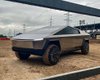 Астронавтов NASA будет спасать автомобиль Tesla Cybertruck в случае чрезвычайной ситуации
