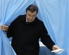 Янукович будет голосовать на Оболони