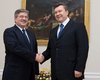  Янукович и Коморовский обменялись заверениями в дружбе