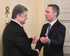 Порошенко провел встречу с генсеком НАТО
