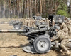 Украинских военных обучают на самых новых гаубицах М119А3 (видео)