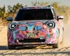 Новый компактный электрокроссовер Mini показали до премьеры (фото)