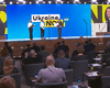 Зеленский в прямом эфире подписал закон о пластиковых пакетах и указ о высадке лесов
