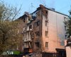 Зруйнований торговий центр та житлові будівлі: наслідки нічної атаки РФ на Київ (відео)