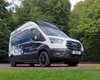 Ford Transit превратили в практичный дом на колесах для любителей путешествий (фото)