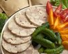Куриный рулет: рецепт очень вкусного мясного блюда в домашних условиях