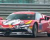 Самый мощный и быстрый суперкар Ferrari впервые заметили на дорогах (видео)