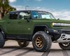 Новейший электрический Hummer получил "армейский" тюнинг (фото)