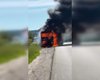 Під Харковом FPV влучив по машині м'ясокомбінату: асфальт засипало сардельками, — соцмережі (відео)