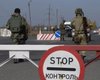 Линию разграничения на Донбассе пересекли 5 тысяч человек, чтобы проголосовать