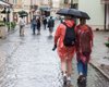 Разрушительный ливень во Львове: на дороге фонтаны, молнии ударяют в телебашню (видео)