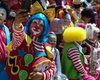 Веселые клоуны Латинской Америки выступили против страшных клоунов