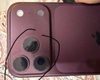 У "вишневого" iPhone 18 Pro проблемы с краской: на что жалуются первые владельцы (фото)