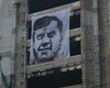В центре Киева появился плакат Януковича с красной точкой во лбу