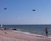 В Кирилловке военные вертолеты летали над отдыхающими