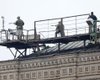 Блокпости та оточений кулеметниками Кремль: як Москву готують до параду на 9 травня (відео)