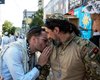 "Не наш": в "Азове" отреагировали на снимок человека с их шевроном с хасидом-паломником (фото)