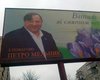 Билборд скандального регионала Мельника облили краской
