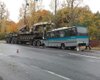 Пассажирский автобус врезался в военный тягач в Винницкой области