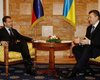 Янукович и Медведев подписали ряд документов 