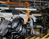 "Из 23 заводов не останется ни одного". Что будет с рынком авто в РФ без автомобилей и запчастей