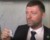 "Слуга народа" отказывается от депутатских значков