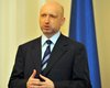Турчинов: ЕС пытается нейтрализировать Януковича, заключив его в объятия