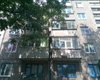 В Першотравенске мужчина застрял между балконами