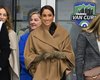 Меган Маркл вышла на публику в пальто за 52 тыс. грн (фото)