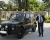 З Mercedes на "Москвич": Путін зажадав від чиновників у РФ пересісти на російські авто