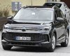Новый Volkswagen Tiguan 2023 показался на дорогах до премьеры (фото)