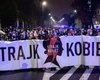 "Хватит нас убивать": в Польше женщины вышли на протесты против закона об абортах