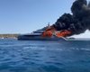 Шикарная яхта игрока в покер сгорела дотла в Средиземном море (видео)