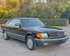 Розкіш із 90-х: виявлено культовий 35-річний Mercedes W126 у новому стані (фото)