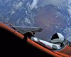 Tesla Roadster празднует первую годовщину космического путешествия