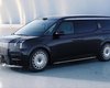 Geely и Volvo создали роскошный электровен с огромным телевизором в салоне (фото)
