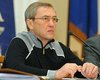 Черновецкий предлагает предпринимателям бабушек и детей