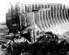 18 августа 1941-го советская армия взорвала Днепрогэс, утопив десятки тысяч мирных жителей Запорожья