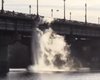 Мост Патона в Киеве "прорвало" четвертый раз за месяц (видео)