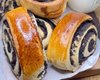 Випічка для гарного настрою: рецепт мінібулочок із маком