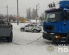 Снегопад в Киеве: для эвакуации застрявших грузовиков задействовали БТРы (фото, видео)