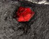 Внутри метеорита с Марса нашли драгоценность: такие не встречаются на Красной планете (фото)