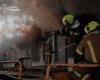 Россия устроила массированную атаку на Украину: в Киеве горел легендарный книжный рынок "Петровка"