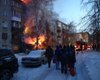 Взрыв и большой пожар: в российском Новосибирске обвалился подъезд жилого дома (видео, фото)