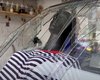 Худи порезало стеклом: в сети показали, как бариста пережила удар баллистики по Киеву (видео)