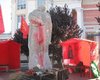 Памятник жертвам ОУН-УПА облили краской