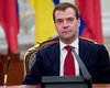 Медведев пригласил Украину в свой военный блок