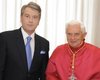 В Ватикане состоялась аудиенция Ющенко у Папы Римского