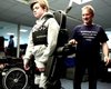 Коляски больше не нужны: инженер собрал экзоскелет, чтобы его сын снова смог ходить